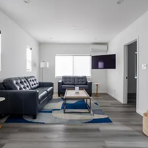 Bungalow W Free Parking 4 Min From Sofi, 8min From Airport Villa Los Angeles